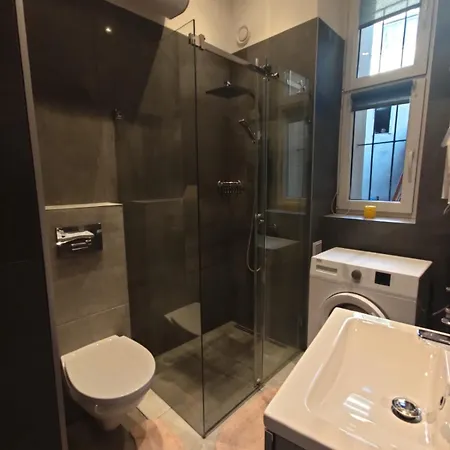 West13 Mix Apartment *