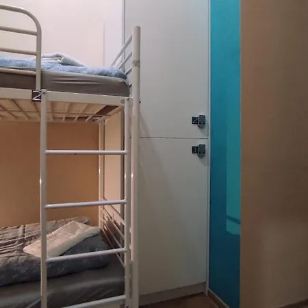 West13 Mix Apartment